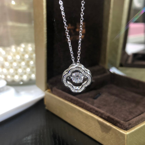 Dancing Stone Necklace Set