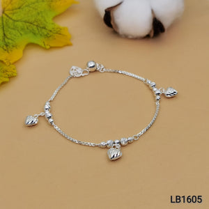 Bracelet LB1605 with Love pendants
