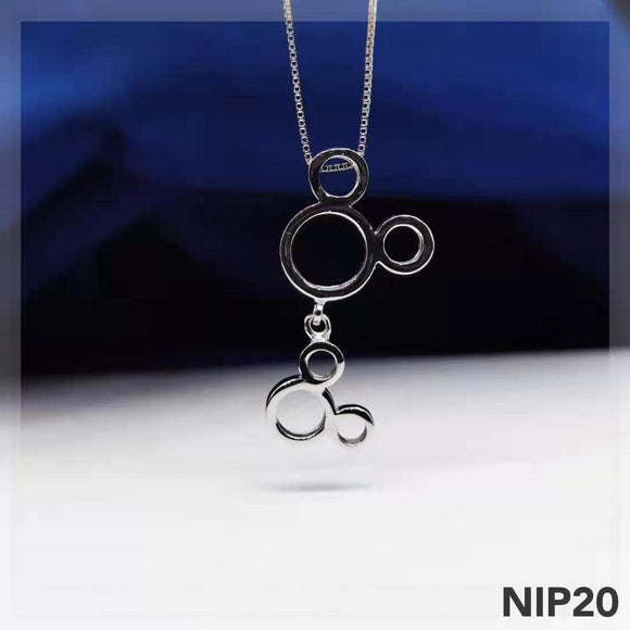 Mickey Mouse  Pendant Necklace Set NIP20
