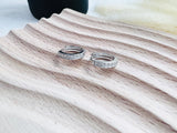 Single Diamante Huggies Earrings 纯银镀白金耳圈 EDS039