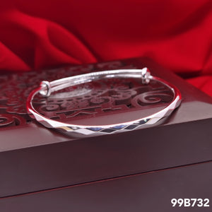 S999 Silver Diamond Cut Rounded Bangle P99B732