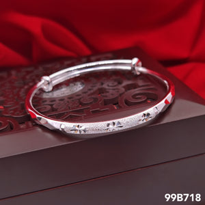 S999 Silver Rounded Bangle  99B718